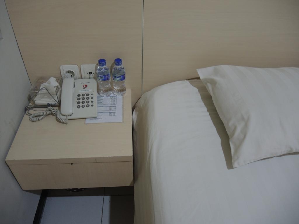 Swk 95 Hotel Surabaya Rom bilde