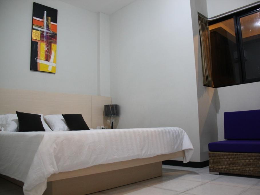 Swk 95 Hotel Surabaya Eksteriør bilde