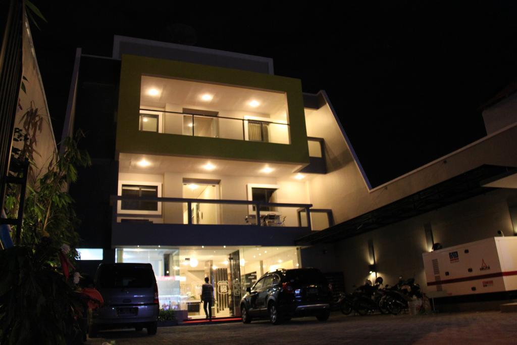 Swk 95 Hotel Surabaya Eksteriør bilde