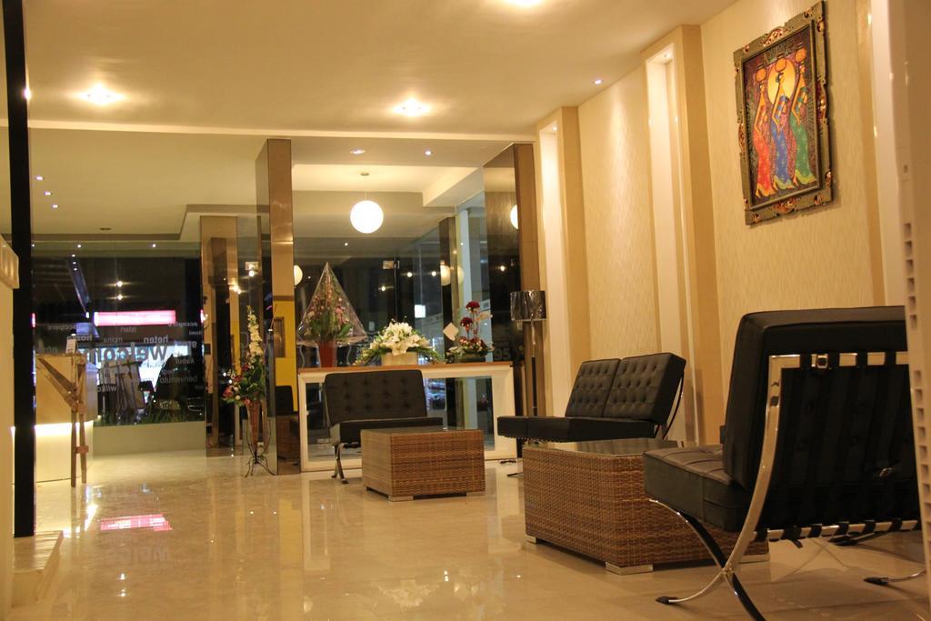 Swk 95 Hotel Surabaya Eksteriør bilde