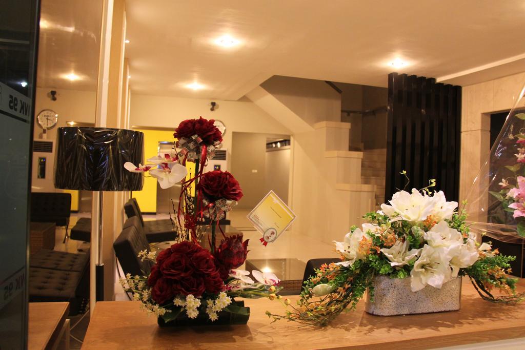 Swk 95 Hotel Surabaya Eksteriør bilde